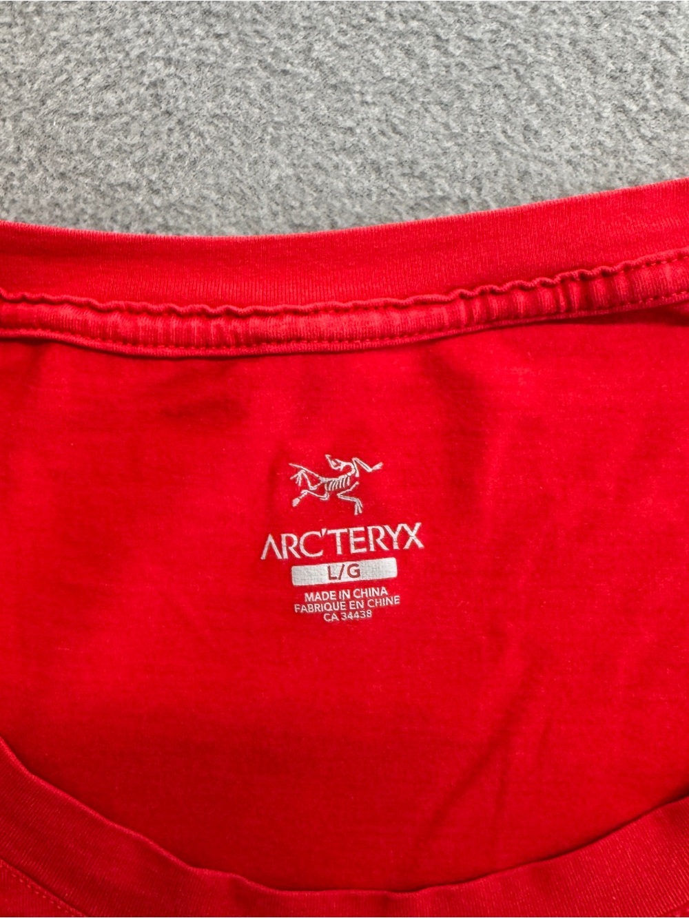 Arcteyx T Shirt Large Women's Short Sleeve Crew Logo Cotton Outdoor Red - Picture 4 of 10
